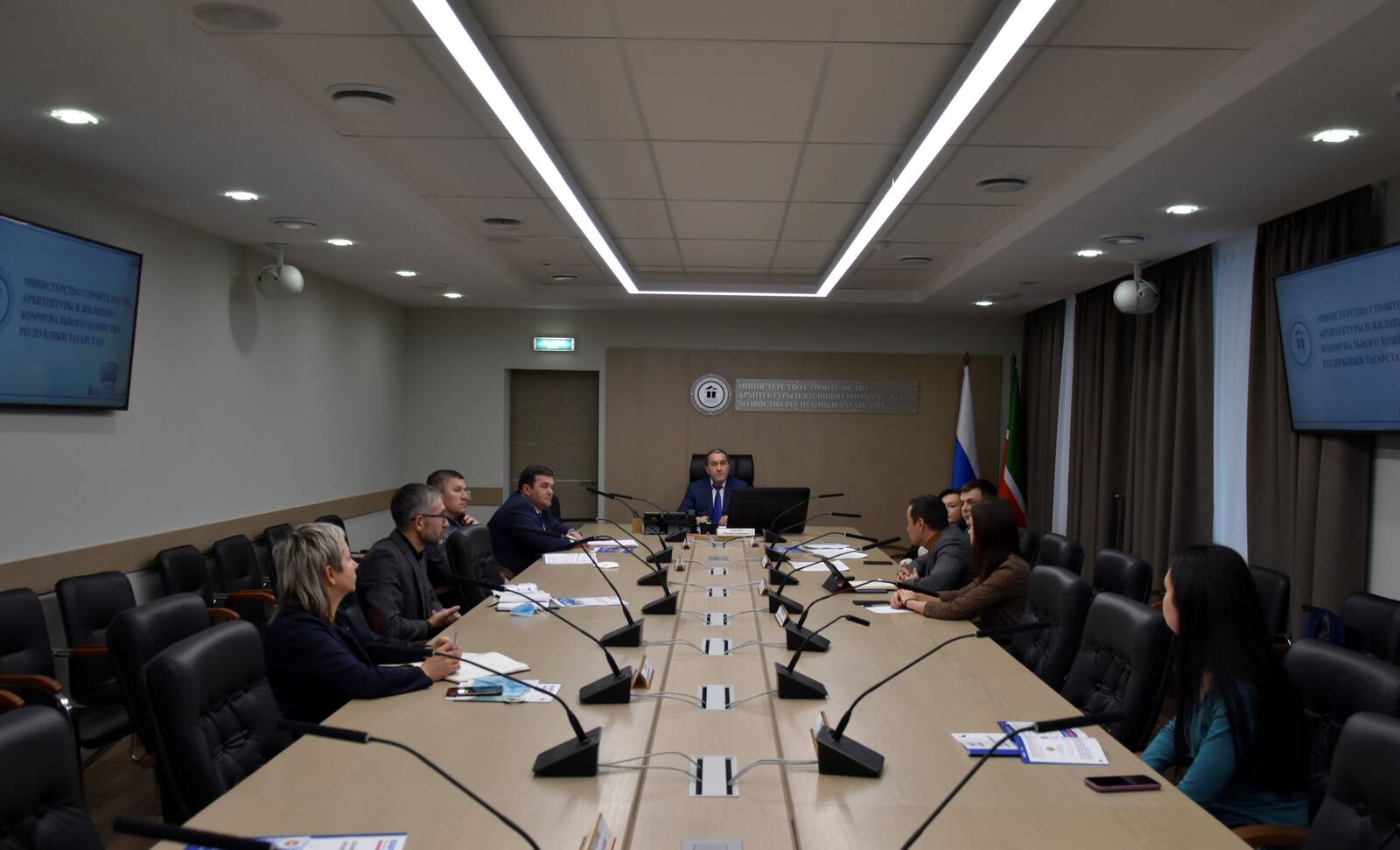 жкх рт. жкх рт. айсин нияз кгасу. ямпп жкх директор. министерство строительства архитектуры и жкх рт отдел лизинга.